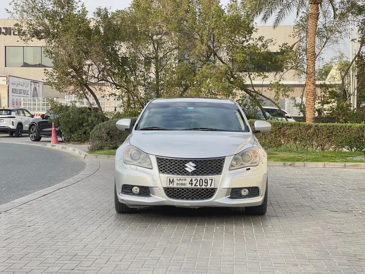 SUZUKI | KIZASHI | 2014 | GCC | 2.4L 4-CYLINDERS-7-7