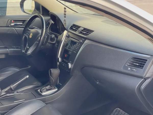 SUZUKI | KIZASHI | 2014 | GCC | 2.4L 4-CYLINDERS