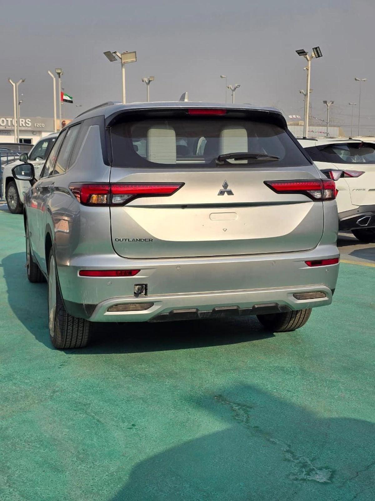 Mitsubishi Outlander H-LINE 2.5L 2026-4-4