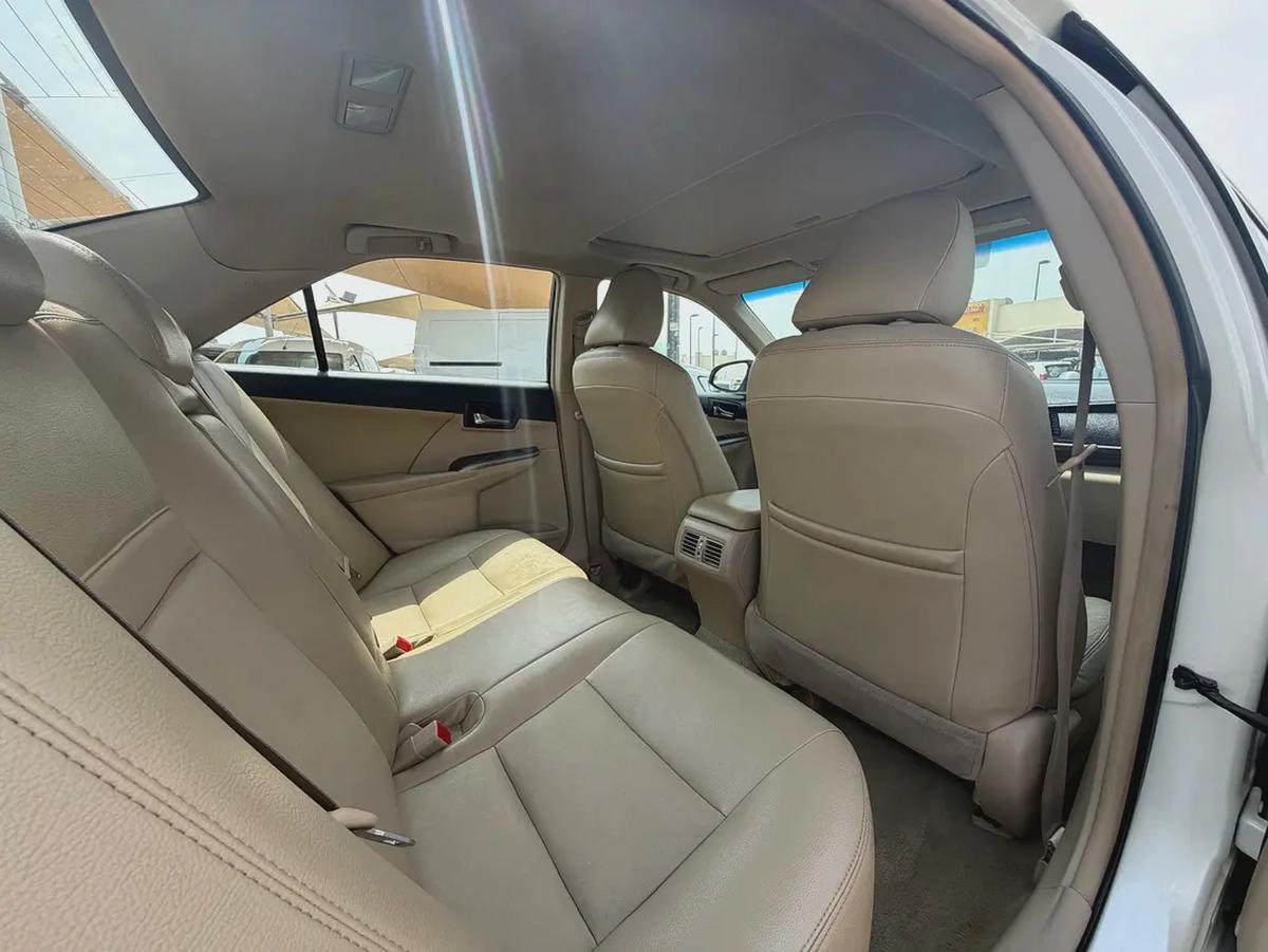 Toyota Camry 2014 Limited White-17-17