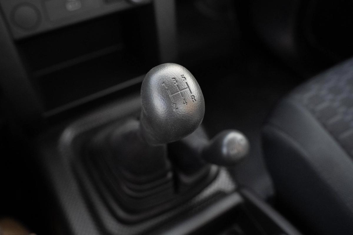 MITSUBISHI L200 2.4L DIESEL 4X4 SINGLE CAB 2026 | BRAND NEW-15-15