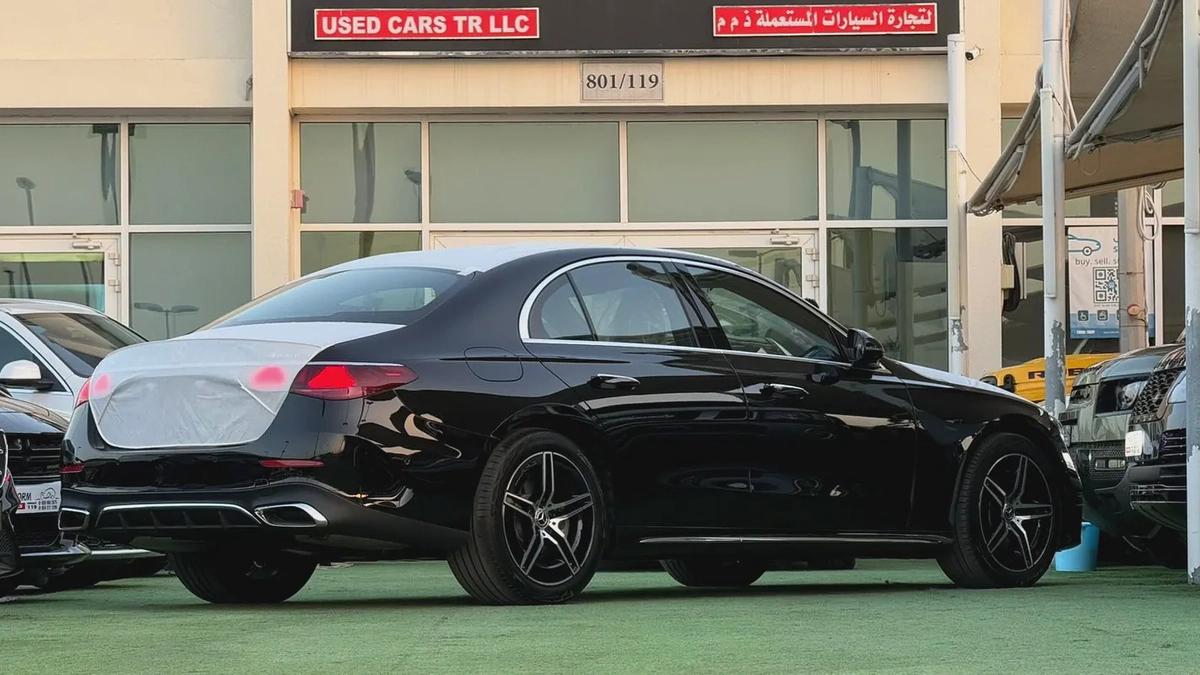 Mercedes E300 model 2025 brand new with contract service مرسيدس اي ٣٠٠ موديل ٢٠٢٥ جديدة مع عقد صيانة-3-3