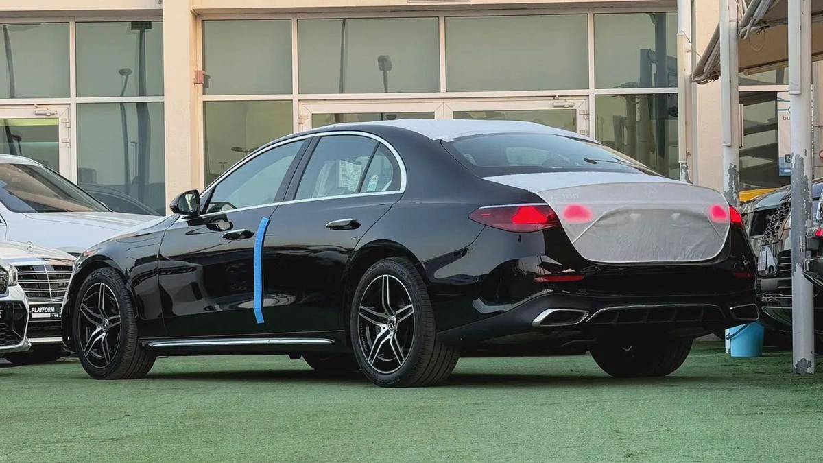 Mercedes E300 model 2025 brand new with contract service مرسيدس اي ٣٠٠ موديل ٢٠٢٥ جديدة مع عقد صيانة-4-4