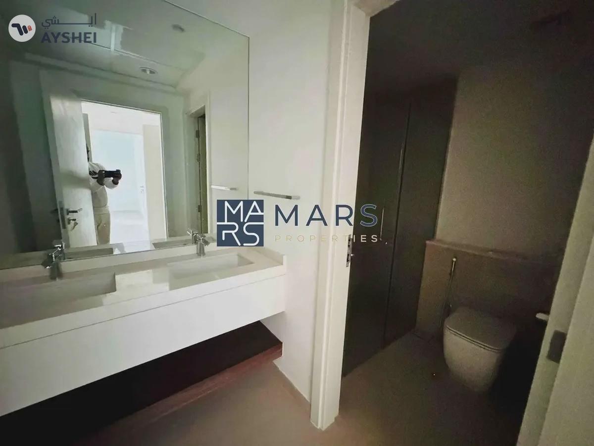 Luxury 2 bedroom apartment available for rent in uptown just in 90k-6-6