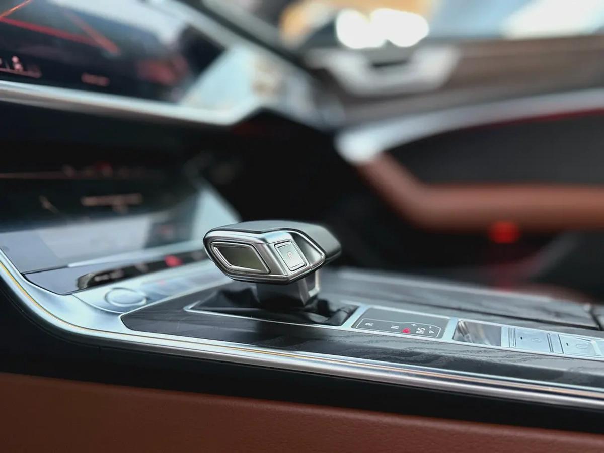 Audi A7 S-Line 2020 - GCC Specs - Excellent Condition-8-8