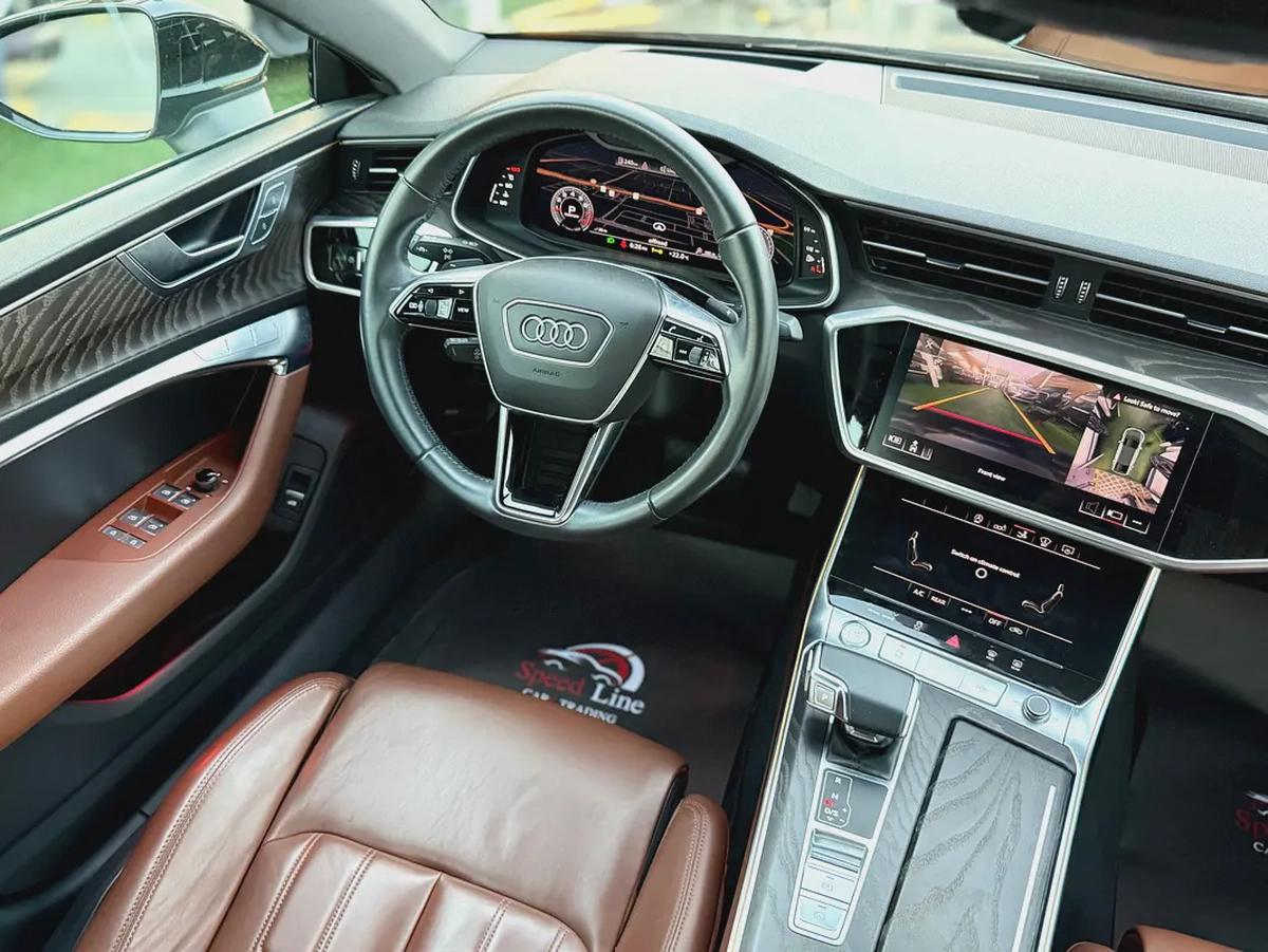 Audi A7 S-Line 2020 - GCC Specs - Excellent Condition-10-10