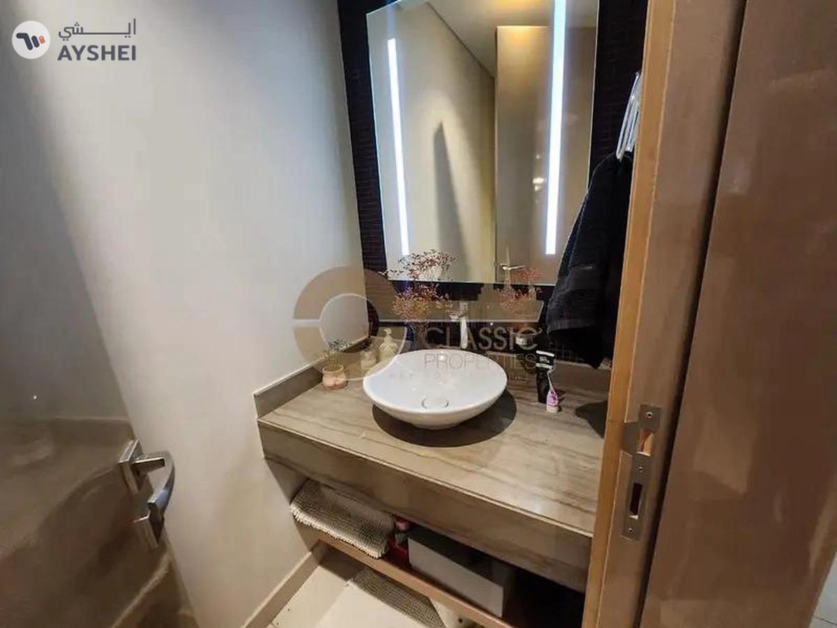 1 BHK Apartment | Damac Paramount | Prime Location-13-13