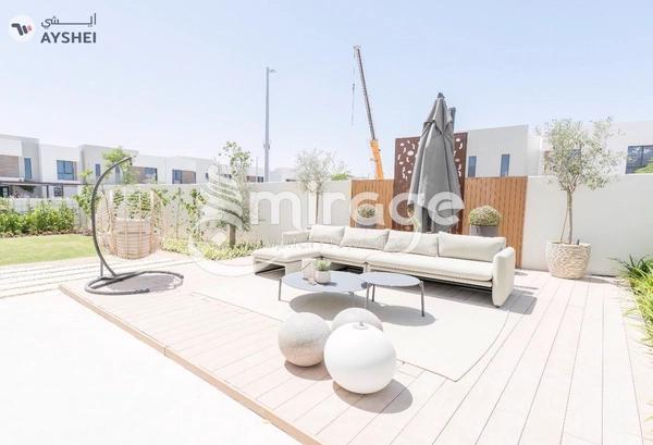 VILLA FOR SALE IN NOYA 1, NOYA