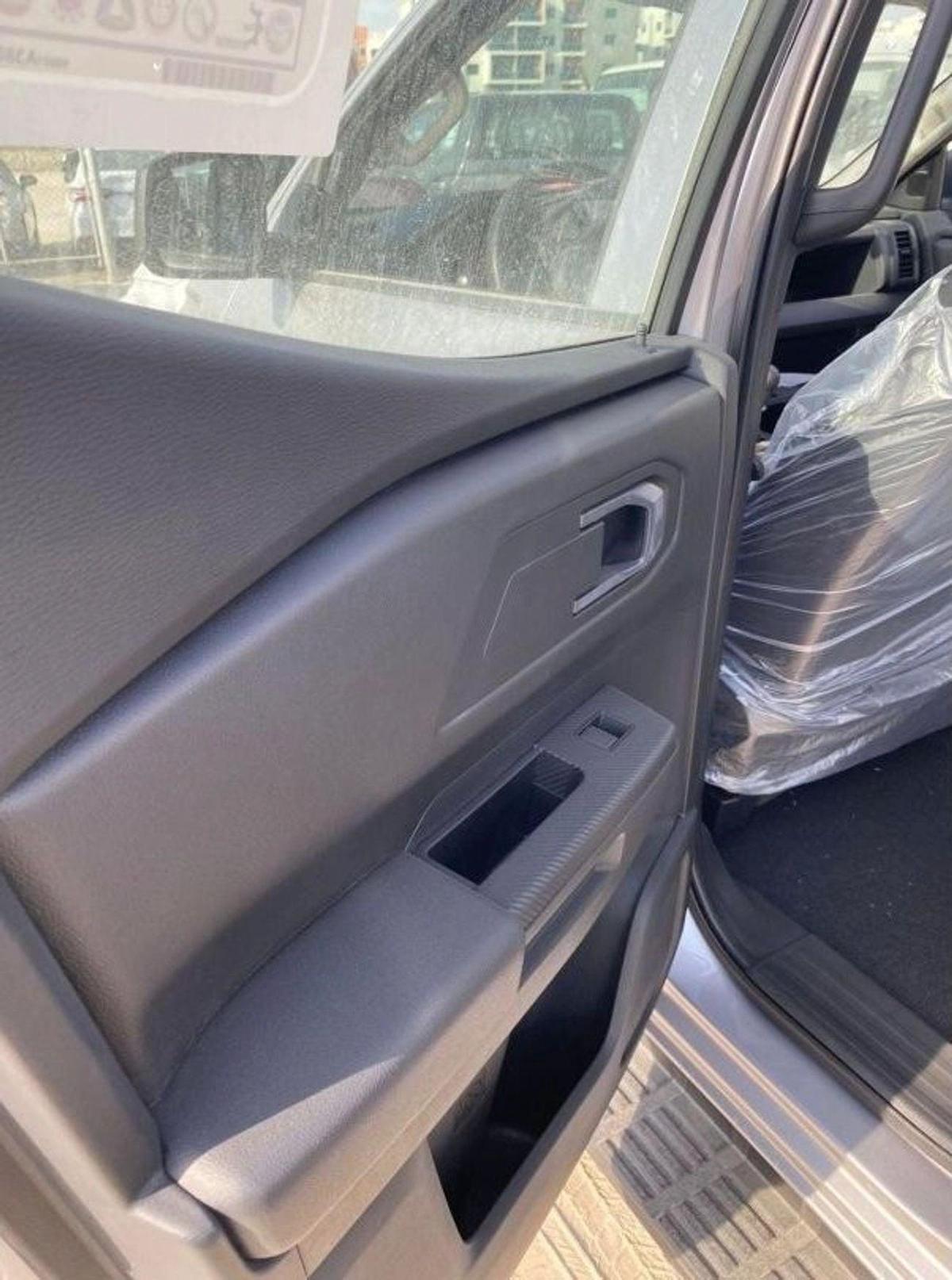 Mitsubishi L200 Mitsubishi GLX L200 Manual Diesel 2024-11-11