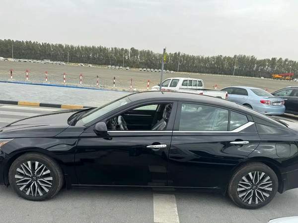 2023 Nissan Altima SV - American Specs - GCC Ready!