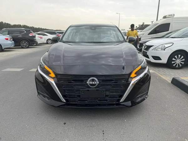 2023 Nissan Altima SV - American Specs - GCC Ready!