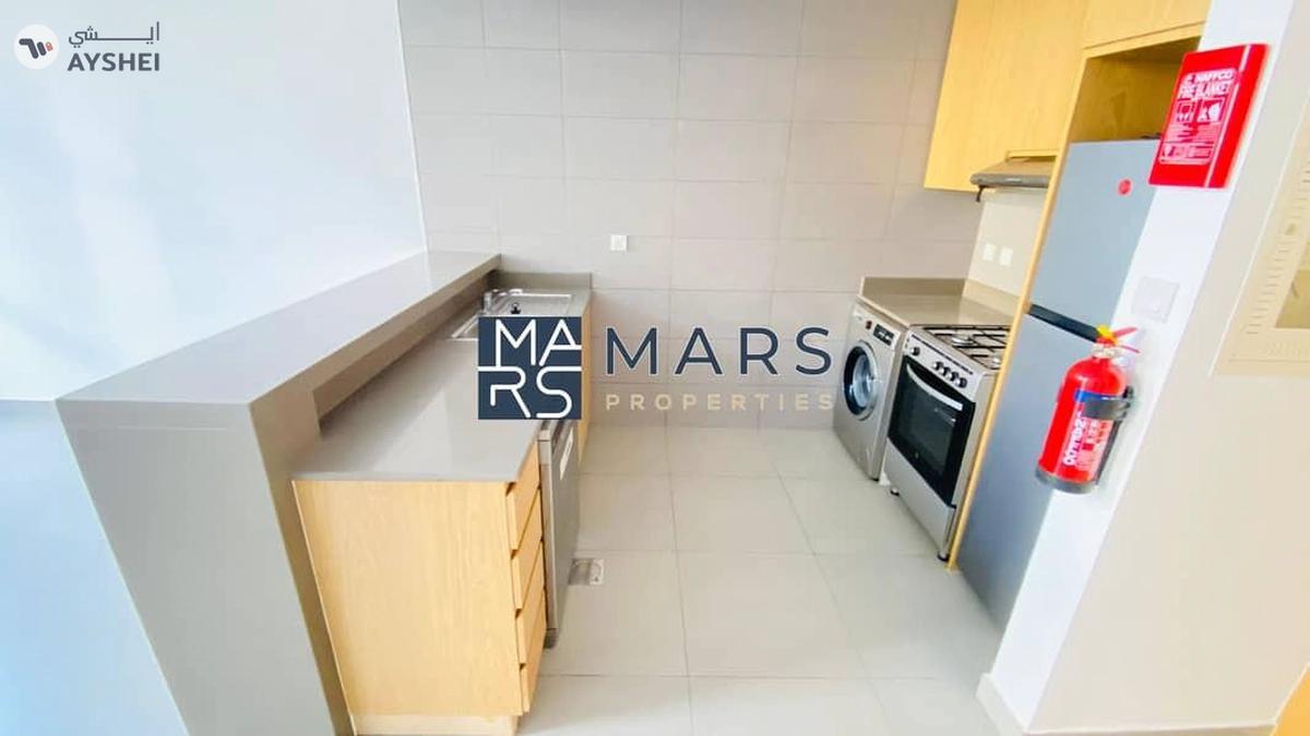 Spacious | Community View | Open Kitchen-10-10