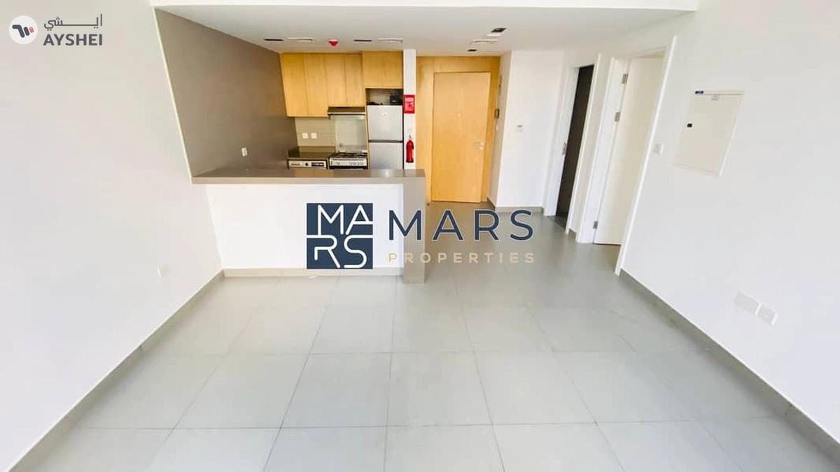 Spacious | Community View | Open Kitchen-15-15