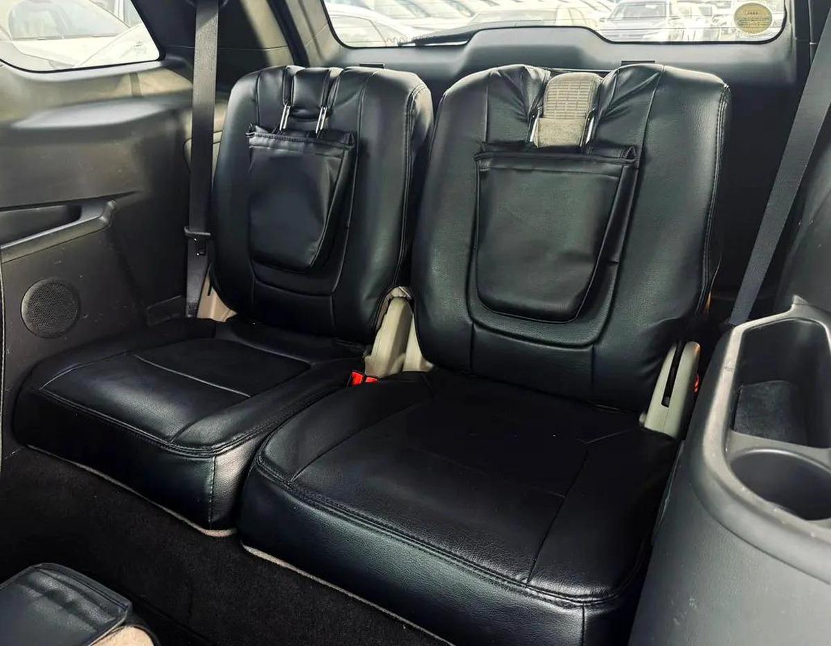 FORD EXPLORER XLT | 2014 | ONLY : 74941 KM | JAPAN IMPORT | CLEAN TITLE-12-12