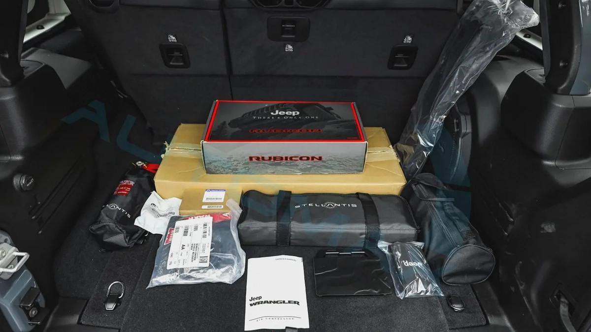 ( For Export ) 2024/2024 JEEP WRANGLER RUBICON 392 V8 6.4L GCC 0Km-15-15