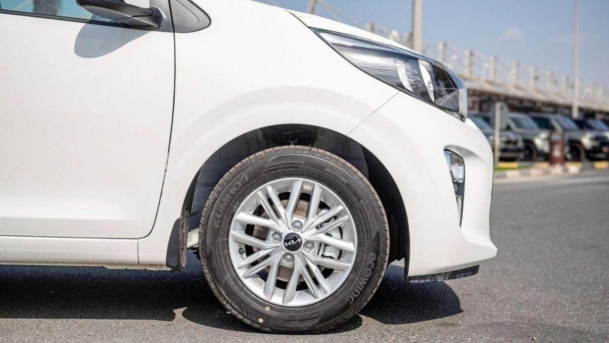 Kia Picanto 1.2P AT MY2023 – WHITE-9-9