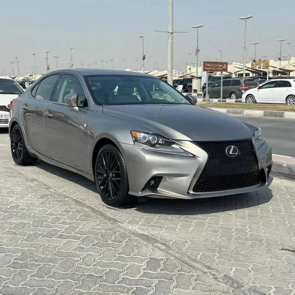 IS300 AWD 2016 | SILVER ( REF-ACD )