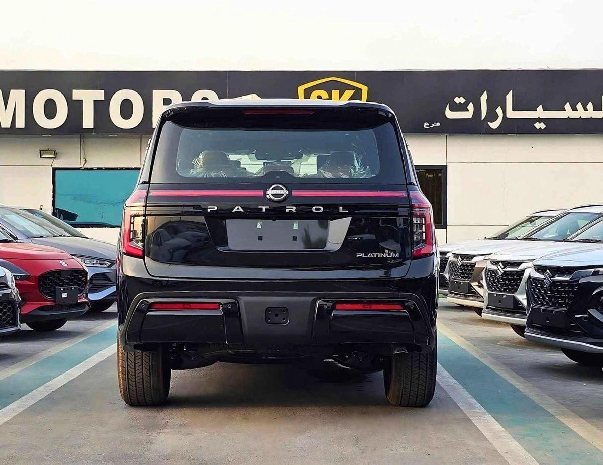 Nissan Patrol SE PLATINUM / 3.8L V6 / PWR SEATS WITH 360* CAMERA / HEADUP DISPLAY / FULL OPTION (CODE # SE PLATINU-4-4