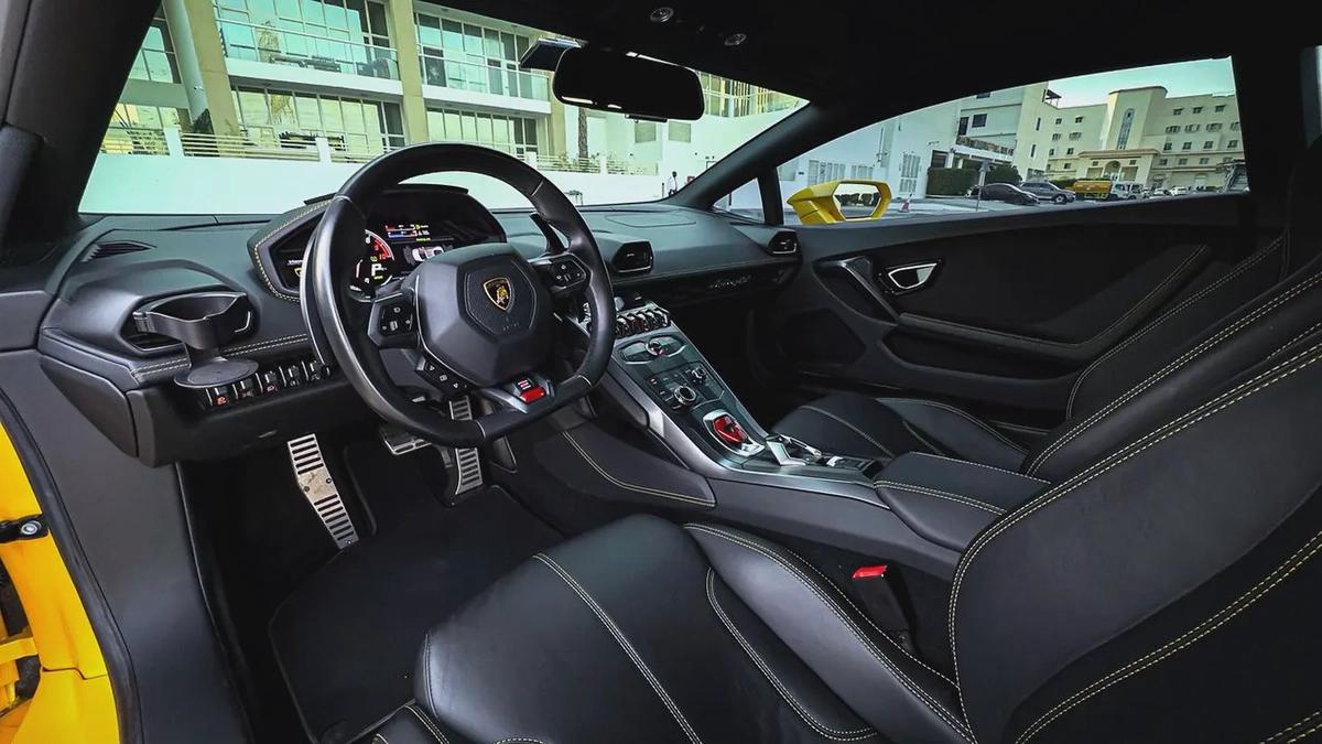 2017 Lamborghini Huracan | 29,000 kms-10-10