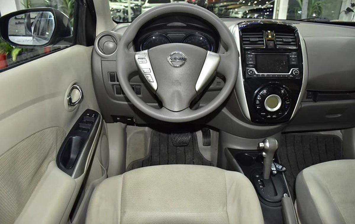 Nissan Sunny ( 2016 Model ) in Silver Color GCC Specs-11-11