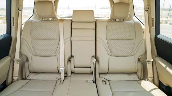Toyota Land Cruiser VXR 3.5L