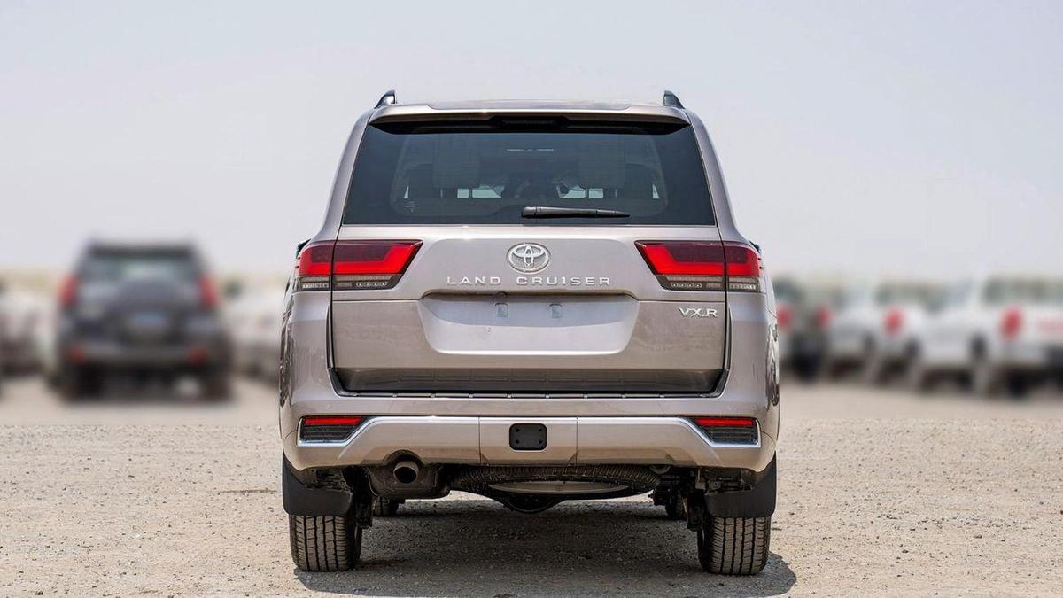 Toyota Land Cruiser VXR 3.5L-17-17