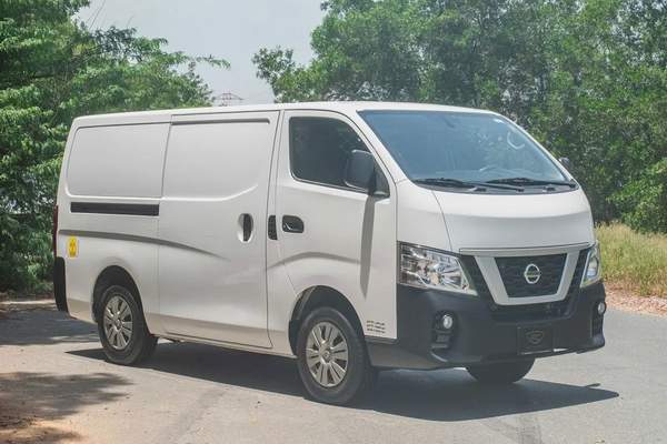 Standard Roof Delivery Van | Manual | GCC Specs | Ref#N32721