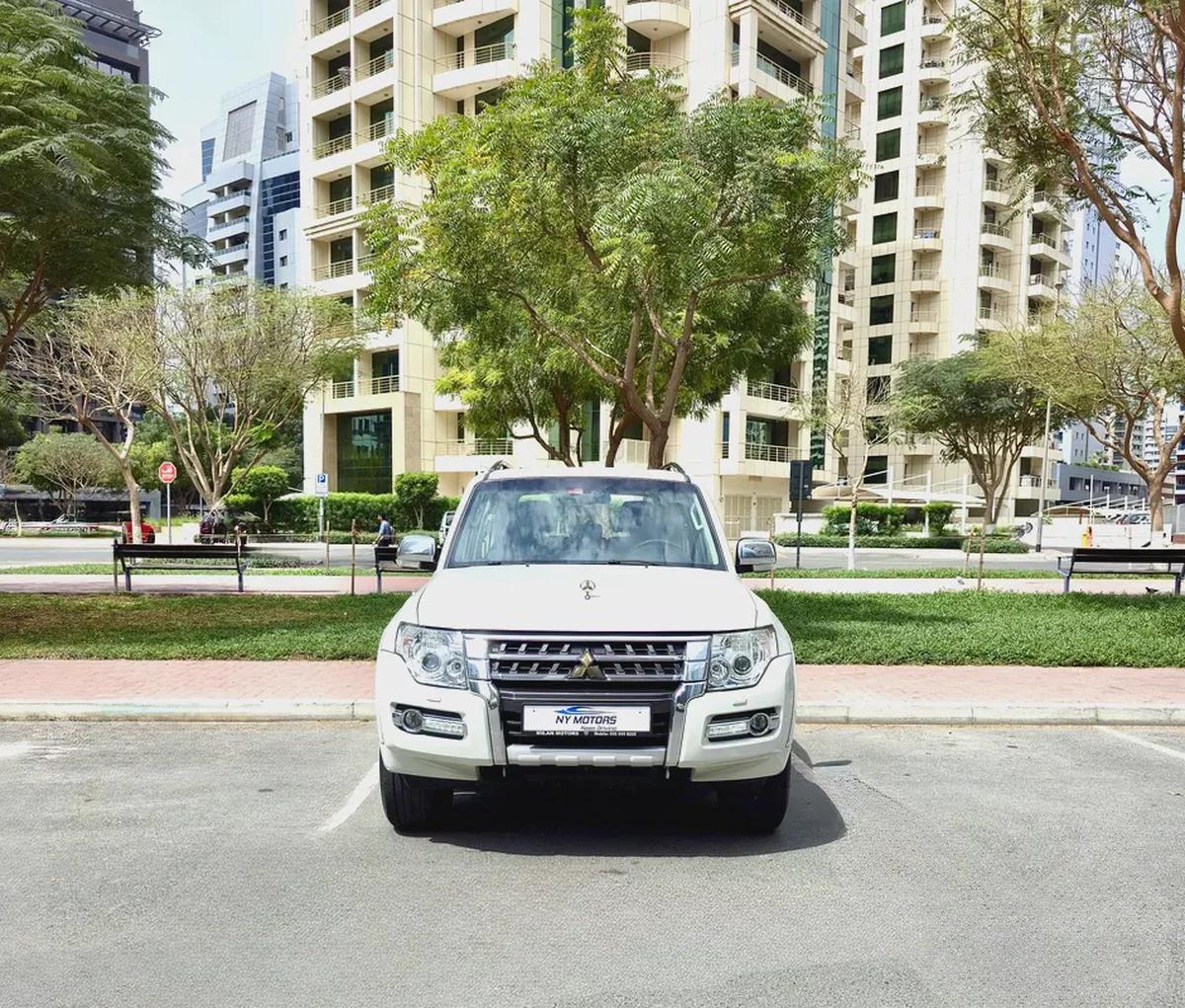 ZERO ACCIDENT II LIKE NEW II FULL SERVICE AVAILABLE II 0 FAULT II GCC Specs - Excellent Condition-0-0