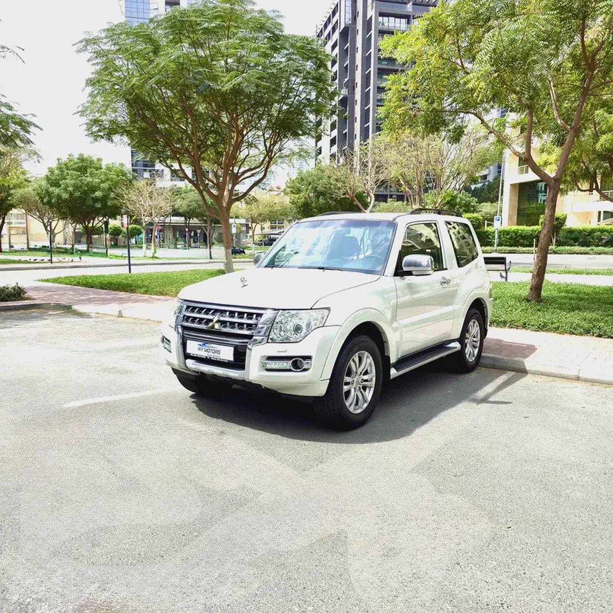 ZERO ACCIDENT II LIKE NEW II FULL SERVICE AVAILABLE II 0 FAULT II GCC Specs - Excellent Condition-4-4