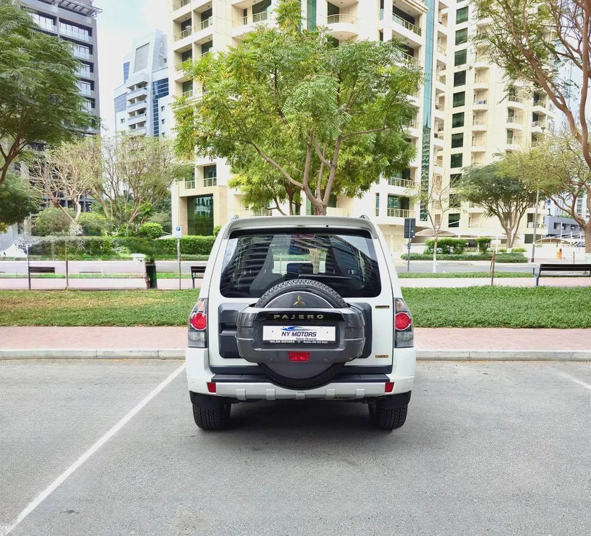 ZERO ACCIDENT II LIKE NEW II FULL SERVICE AVAILABLE II 0 FAULT II GCC Specs - Excellent Condition-7-7