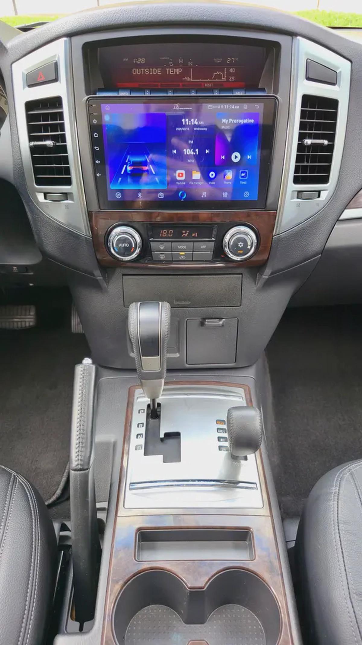 ZERO ACCIDENT II LIKE NEW II FULL SERVICE AVAILABLE II 0 FAULT II GCC Specs - Excellent Condition-14-14