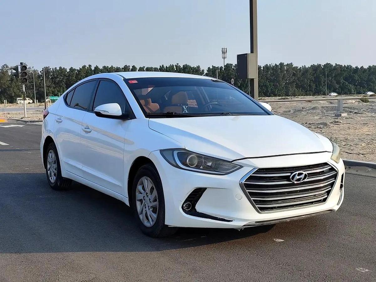 Hyundai Elantra Comfort-7-7