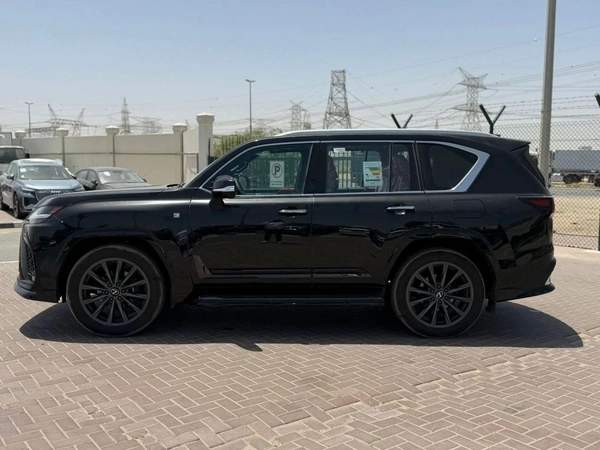 Lexus LX600 Fsport 3.5L twin turbo Model 2026