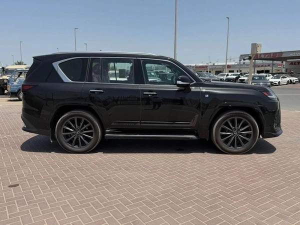 Lexus LX600 Fsport 3.5L twin turbo Model 2026