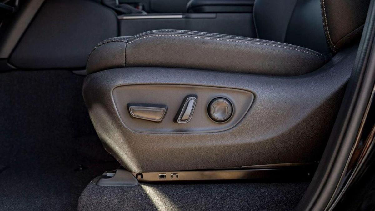 Toyota Prado PRADO 250 ADVENTURE 2.4P AT MY2025 – BLACK-14-14