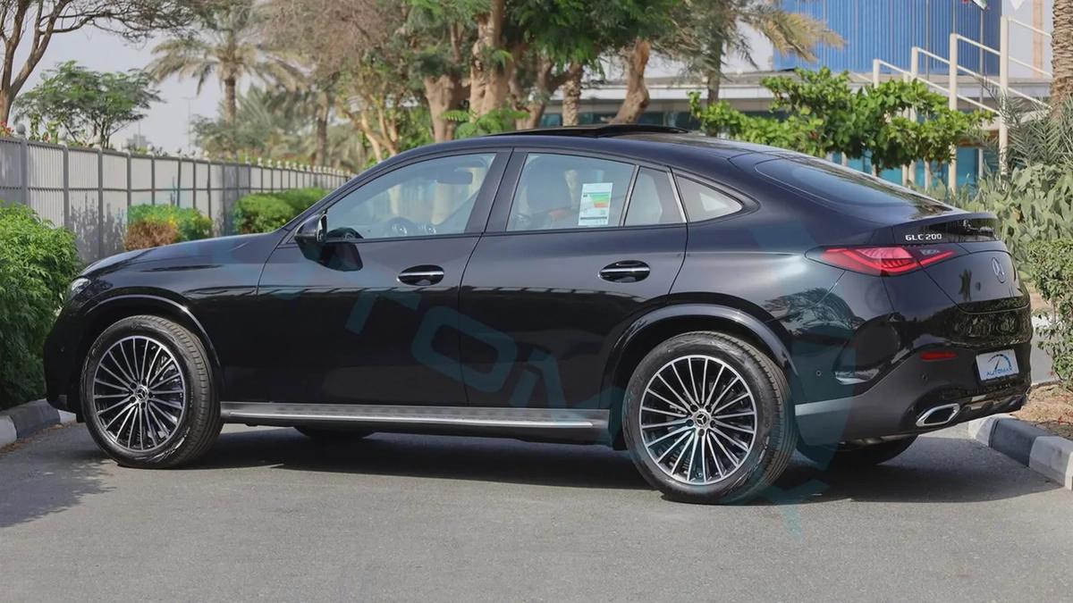 2026 Mercedes-Benz GLC 200 Coupe AMG 4Matic EQ Boost GCC 0Km With 2 Years Warranty Unlimited Mileage-4-4