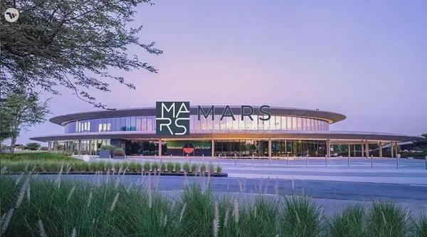 Modern with Stunning Views – Your New Home Awaits