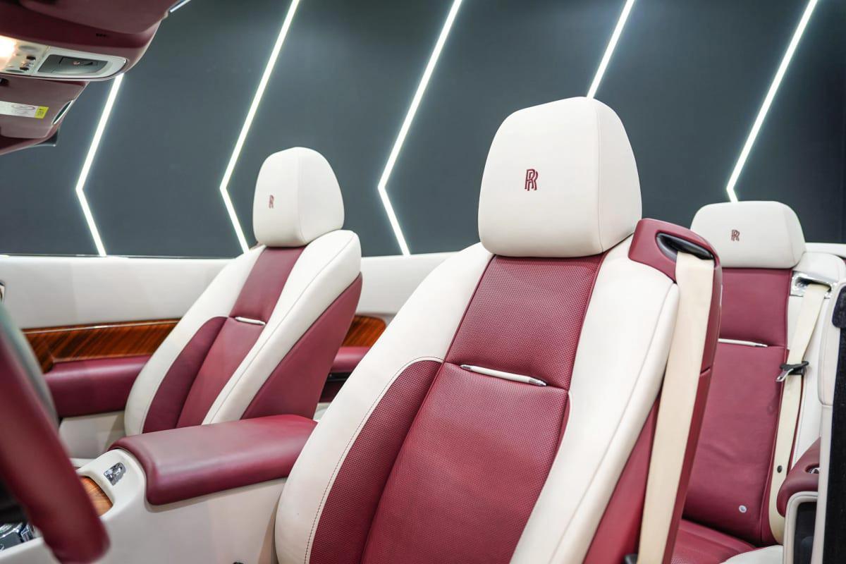 Rolls-Royce Dawn-10-10