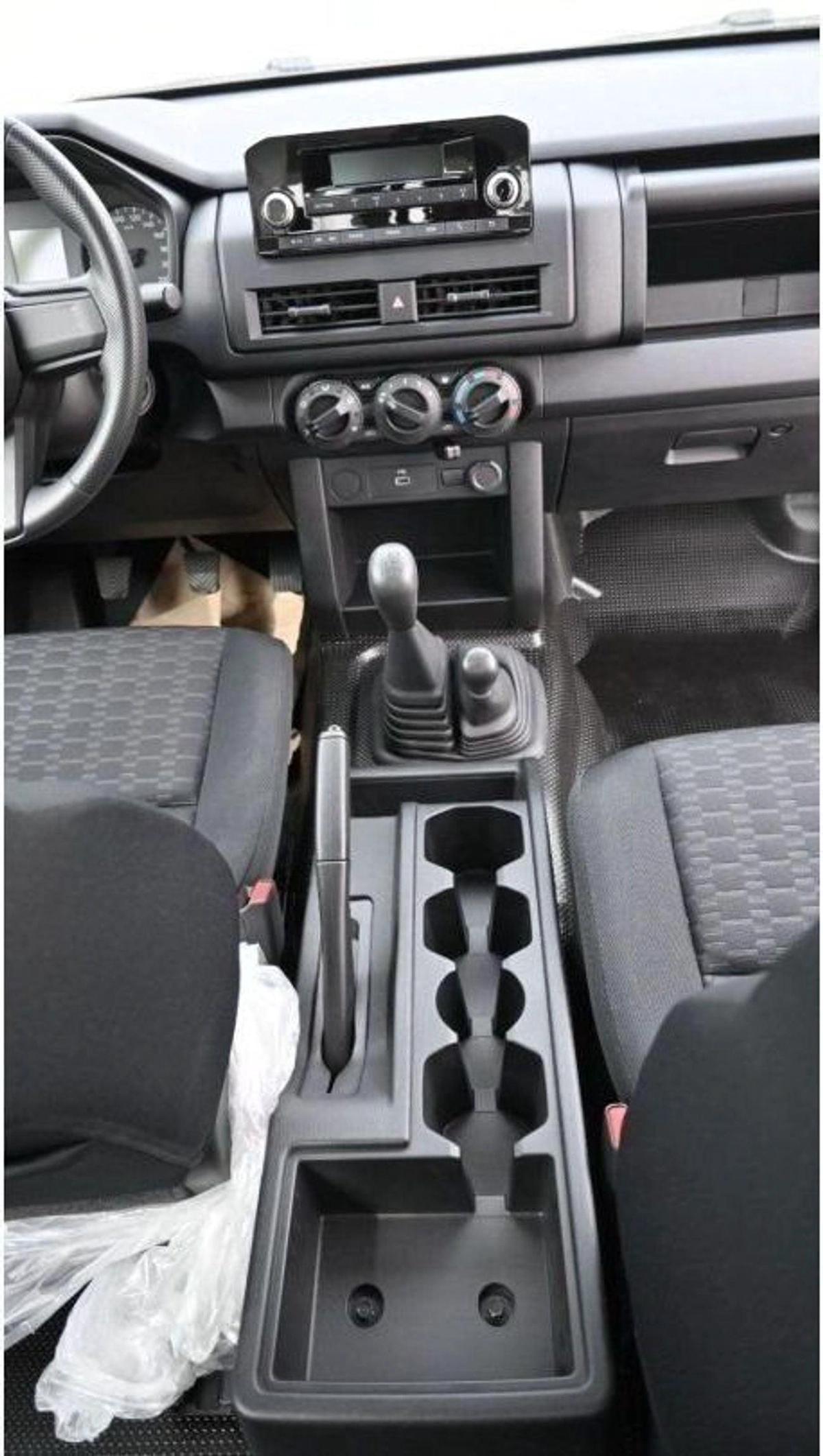 Mitsubishi L200 Mitsubishi L200 2.4L Diesel Manual model 2025-9-9