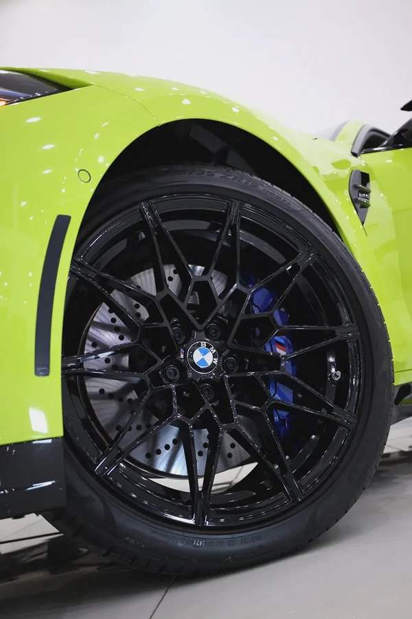 M4 M-COMPETITION SPECIAL SAO PAULO YELLOW - XDRIVE - CARBON PACKAGE