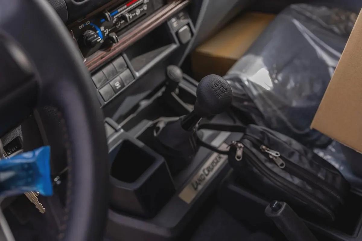 2025 Toyota Land Cruiser 70 LX - GCC Specs - Brand New!-7-7