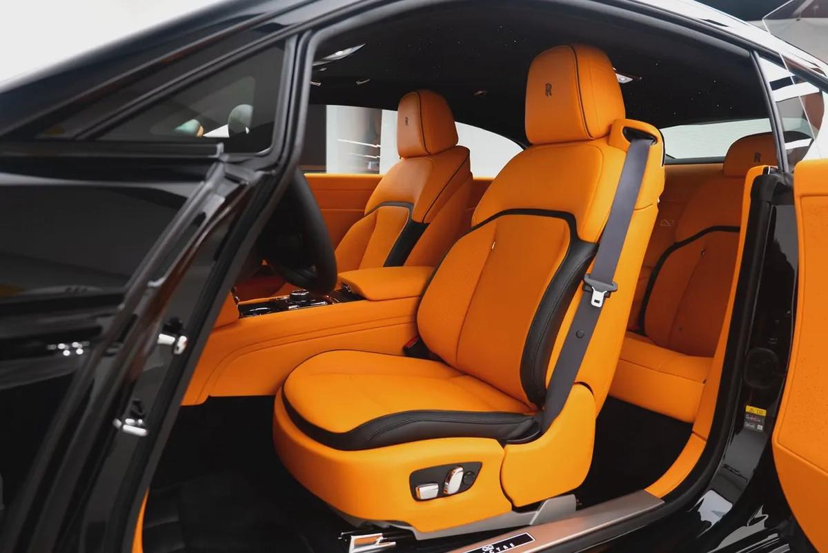 2026 ROLLS ROYCE SPECTRE | BLACK BADGE | FULL OPTION |-11-11