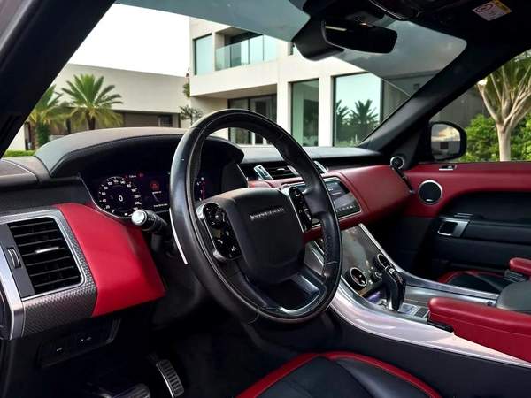 AED 3,440 P.M | 0% DOWN PAYMENT | RANGE ROVER SPORT HSE V6 | 2021 | GCC SPECS