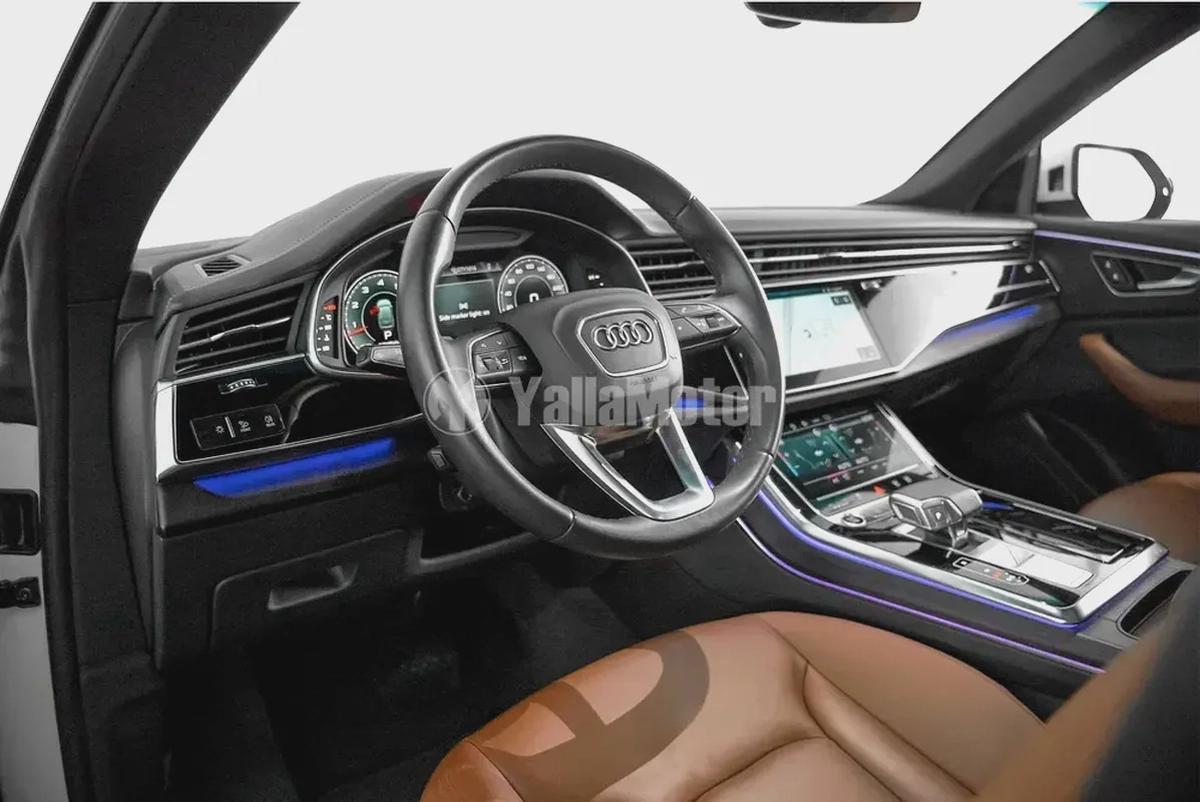 4,700 AED / 60 months | 0% DP | 2023 Audi Q8 55TFSi S-Line / Full Service History / Audi Warranty-6-6
