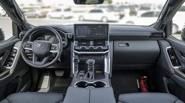 Toyota Land Cruiser VXR TWIN TURBO 3.5L