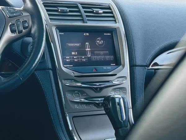 LINCOLN MKS | 2011 | FULLY LOADED | CLEAN CAR | FRESH JAPAN IMPORT