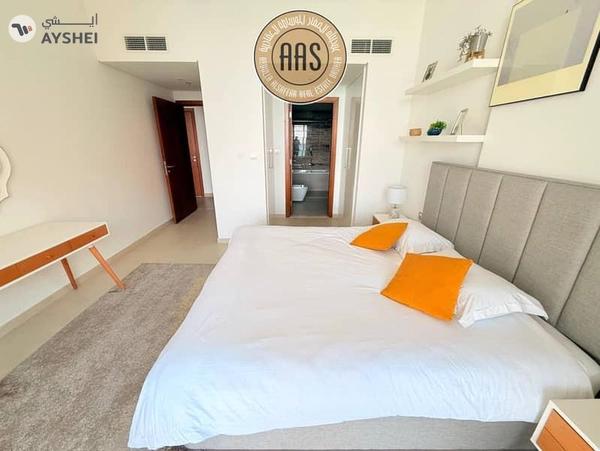 Luxurious 1bhk just 140k fully furnished in palm Jumeirah beach front