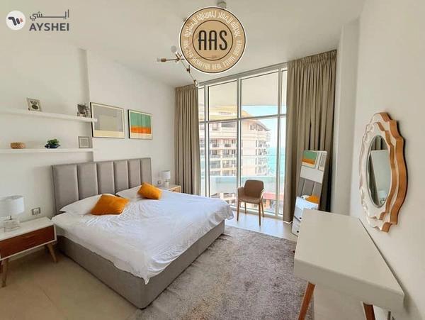 Luxurious 1bhk just 140k fully furnished in palm Jumeirah beach front