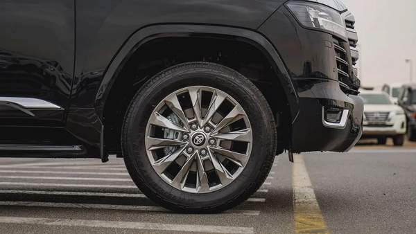 Toyota Land Cruiser GXR 2026 - 4.0 GCC Specs - Brand New!