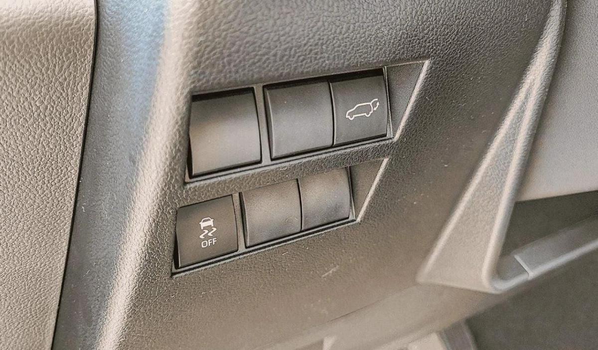 Toyota Land Cruiser LAND CRUISER VX 3.5L V6 PETROL 2025-10-10